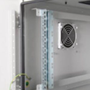 ARMADIO RACK 19" PER RETI DA ESTERNO PROTEZIONE IP55 12 UNITA' 600x450x713 MM (LxPxA)