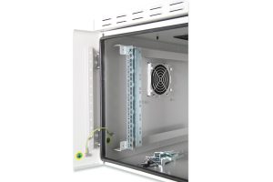 ARMADIO RACK 19" PER RETI DA ESTERNO PROTEZIONE IP55 7 UNITA' (AxLxP) 490x600x600 MM