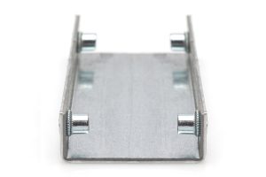 Connettori di alloggiamento per armadi di rete e server DIGITUS