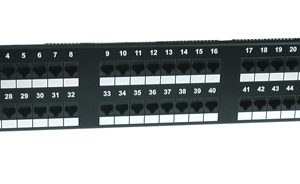 PANNELLO PATCH 19" NON SCHERMATO UTP 48 PORTE 8 POLI RJ45 PER RETI CATEGORIA 5E - 2 UNITA'