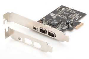 DS302015G.jpg SCHEDA AGGIUNTIVA PCI EXPRESS 2+1 PORTA FIREWIRE IEEE1394A CON STAFFA NORMALE + LOW PROFILE