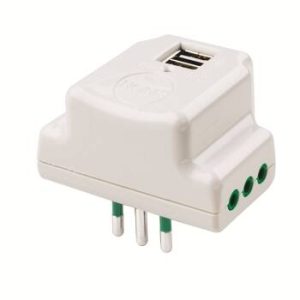 F87800G.jpg ADATTATORE ELETTRICO SPINA TRIPOLARE ITALIANA 10A CON 3 PRESE TRIPOLARI ITALIANE 10A E 2 PORTE USB 5V 2,1A BIANCO