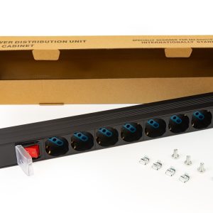 LK10065.jpg MULTIPRESA DA RACK 19 8" PRESE UNIVERSALI CON INTERRUTTORE SPINA C14
