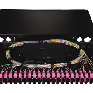 PANNELLO FIBRA OTTICA 19" CON 24 ADATTATORI SC DUPLEX OM4 PROFONDITA' 250 MM CON 48 PIGTAIL INSTALLATI COLORE NERO