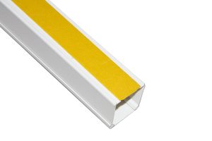 CANALINA PASSACAVI ADESIVA IN PVC MM 40x40 MT 2 CON COPERCHIO SCORREVOLE BIANCO