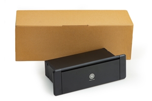 LKMP11.jpg MULTIPRESA DA TAVOLO ESTRAIBILE CON 4 PORTE UNIVERSALE ITA/SCHUKO E 2 PORTE USB