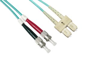 LKSCST3505G.jpg CAVO FIBRA OTTICA SC A ST MULTIMODE DUPLEX OM3 50/125 MT.5